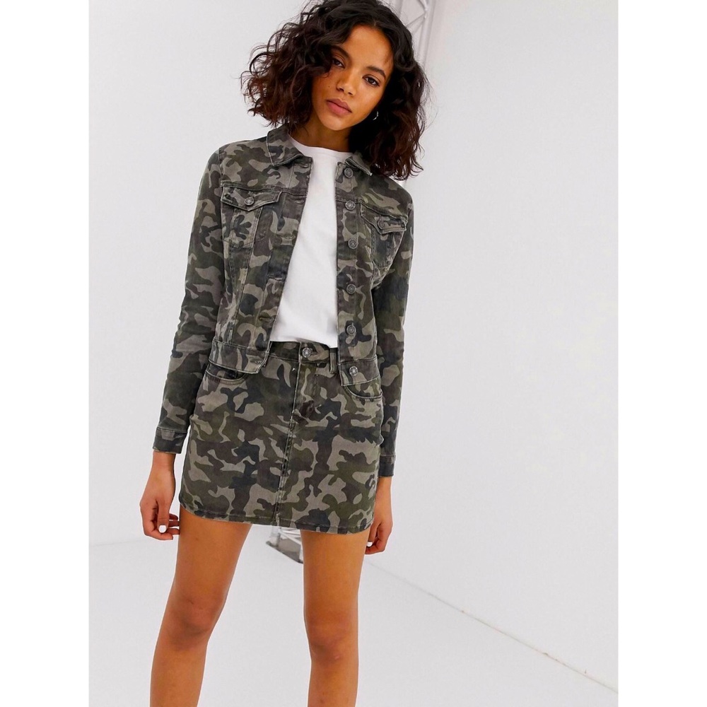 NWT Matching Coord Set! Camo denim jacket and skirt